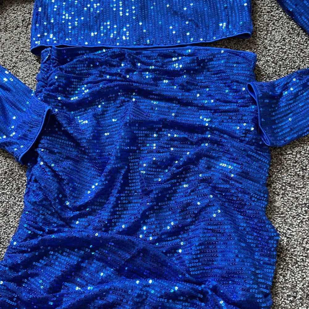 Two piece set - Picture 5 of 5